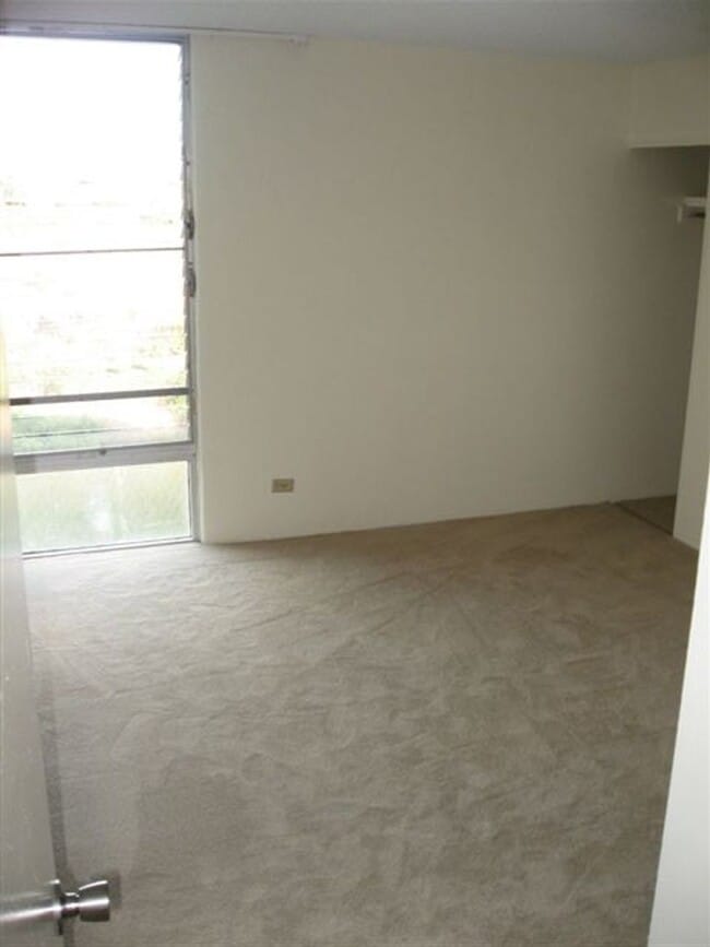 Building Photo - 2 BD / 2 BA Apartment in Aiea!!!