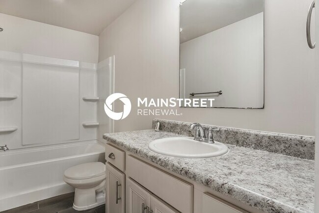 Building Photo - 4 Bedroom Pet-Friendly Home in CHELSEA, AL with Main Street Renewal