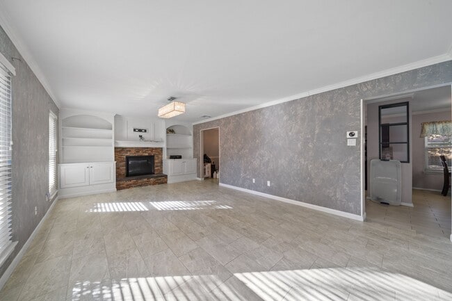 Building Photo - 2147 Lone Rock Dr