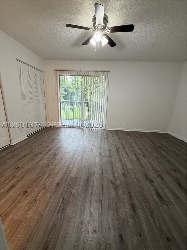 Building Photo - 800 SW 131st Ave
