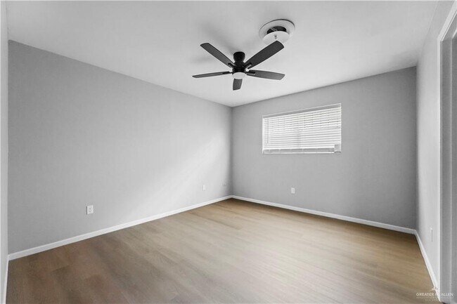 Building Photo - 401 N 41st St