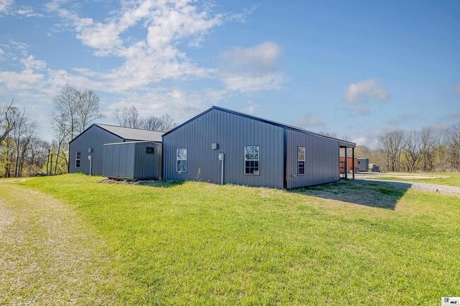 Building Photo - 5900 Winnsboro Road