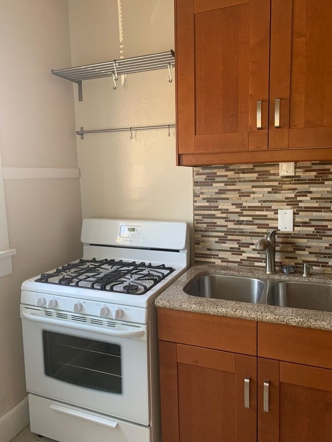 Building Photo - Vintage Studios with Historical Charm