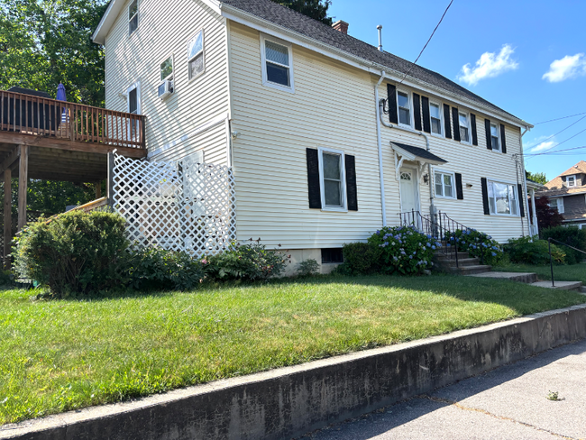 Building Photo - 68 Eddy St
