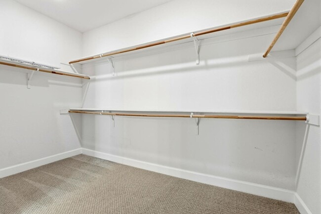 Building Photo - 1818 Tarragon Dr