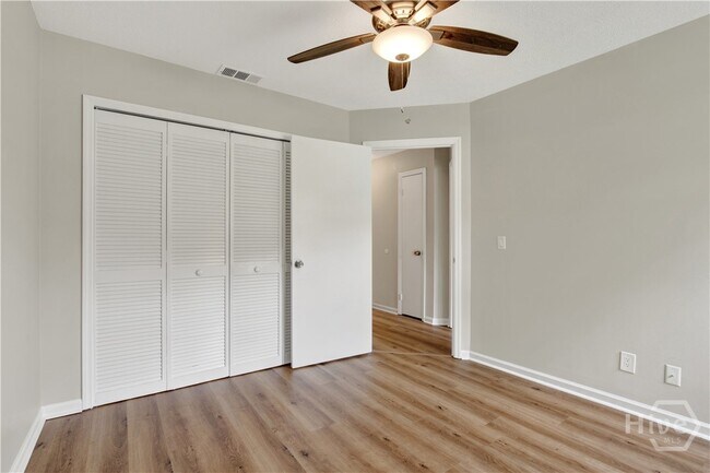 Building Photo - 900 Osprey Dr