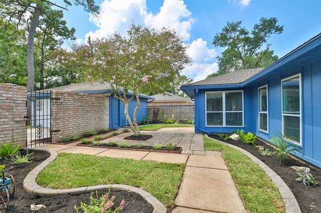 Building Photo - 12410 Pantano Drive