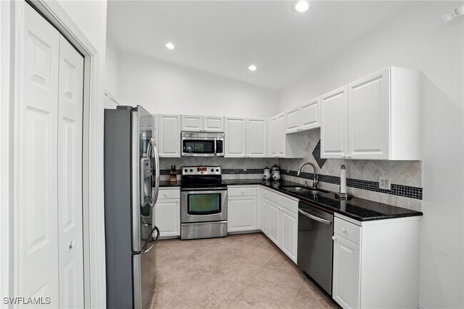 Building Photo - 7092 Timberland Cir