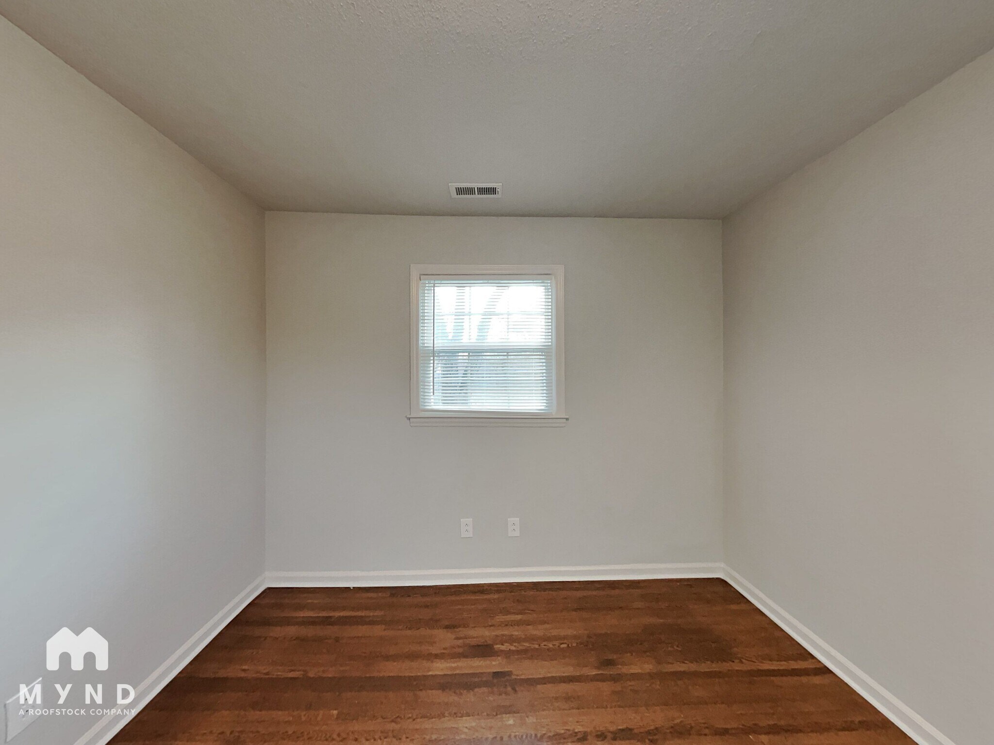 Building Photo - 10724 Arlington Church Rd