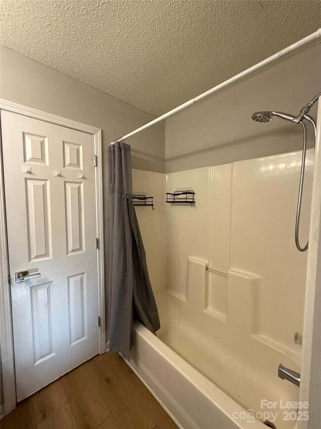 Building Photo - 1825 Birch Heights Ct