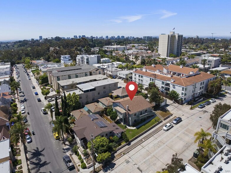 Building Photo - 1821 Cypress Ave