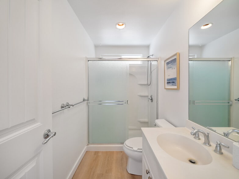 Building Photo - 1020 Kakala St