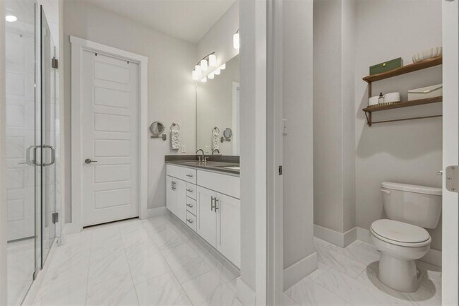 Building Photo - 4505 Post Loop