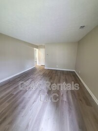 Building Photo - 245 Kimberly Way SW