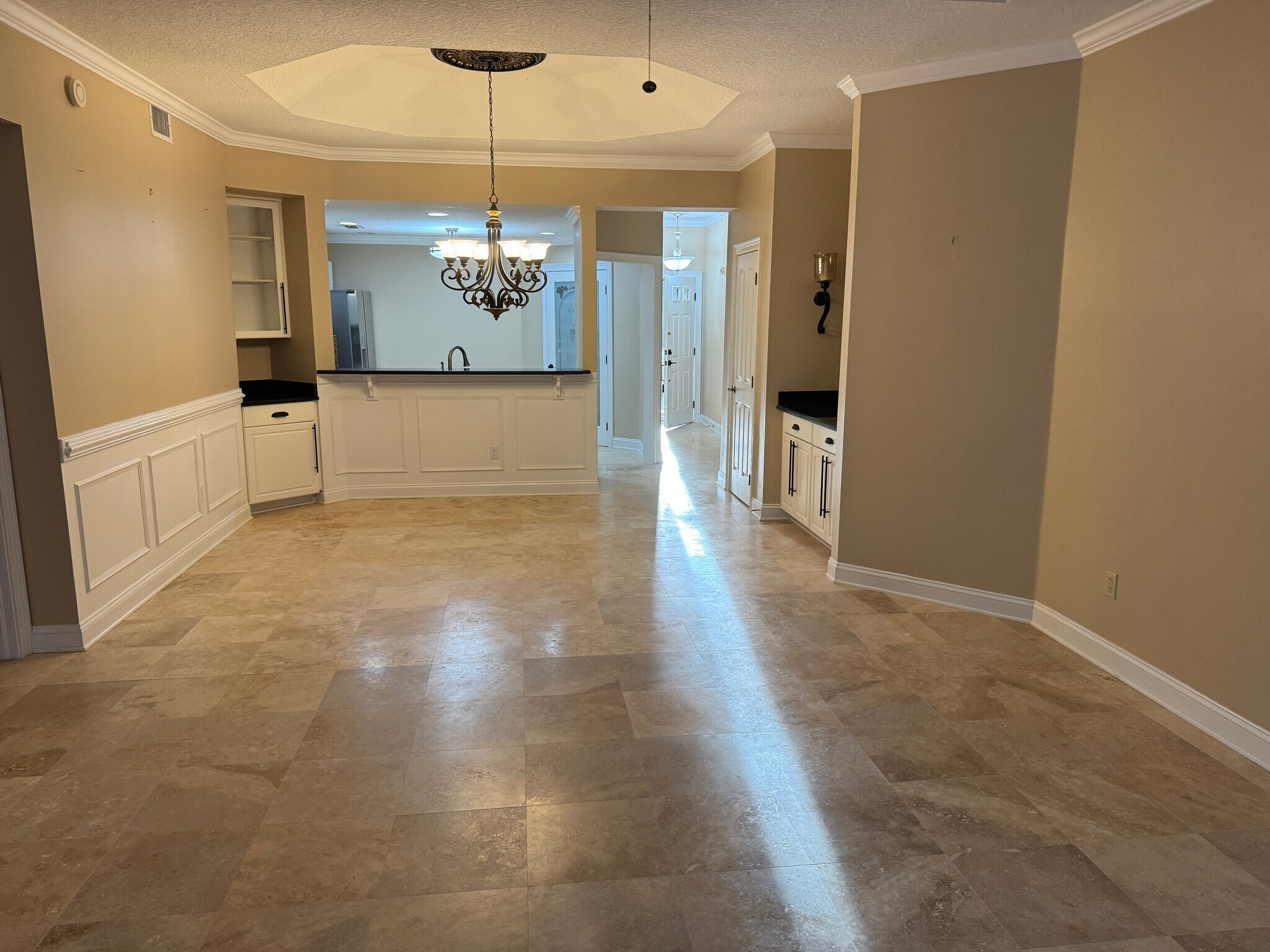 Building Photo - 300 Bermuda Bay Cir