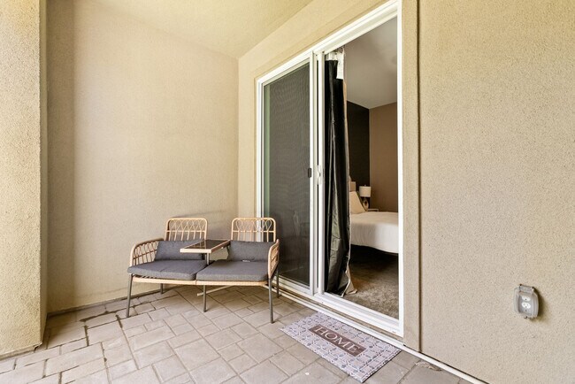 Building Photo - 777 Abby Dr