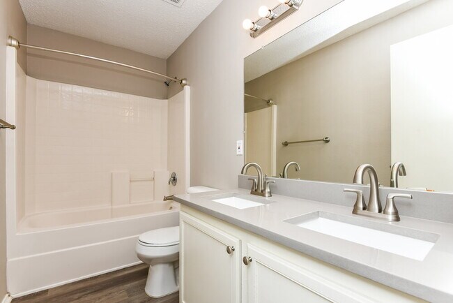 Building Photo - 509 Brasenose St