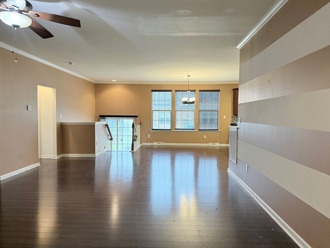 Building Photo - Spacious 3 Bed, 2 Bath Home in Desirable P...