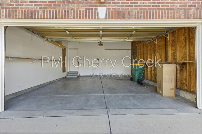 Building Photo - 18647 E Vassar Dr