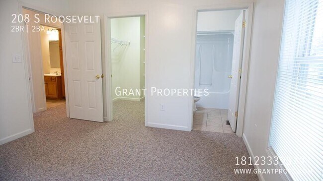 Building Photo - 208 S Roosevelt St