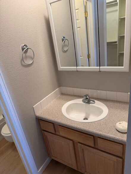 Building Photo - 7132 S Bryant St