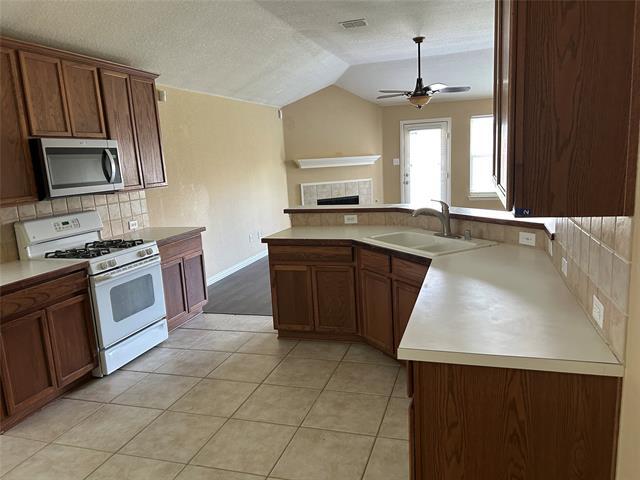 Building Photo - 2724 Enchanted Eve Dr