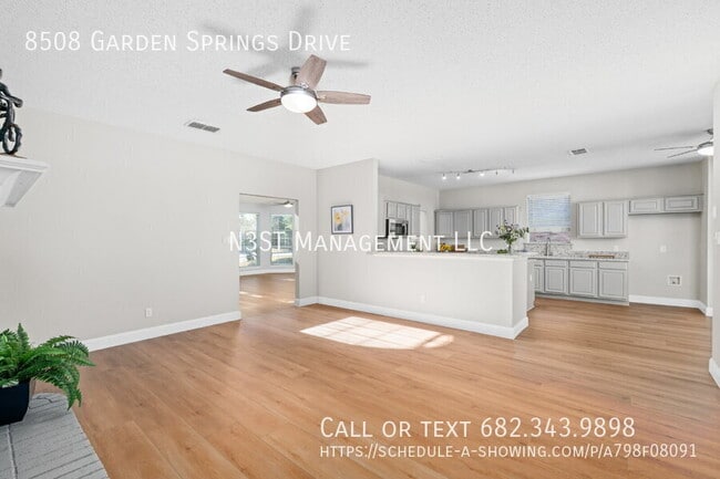 Building Photo - 8508 Garden Springs Dr