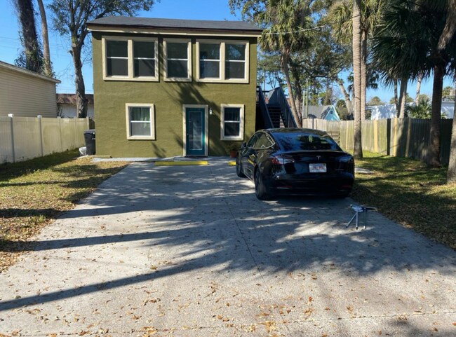 Building Photo - 338 Rutledge Ave
