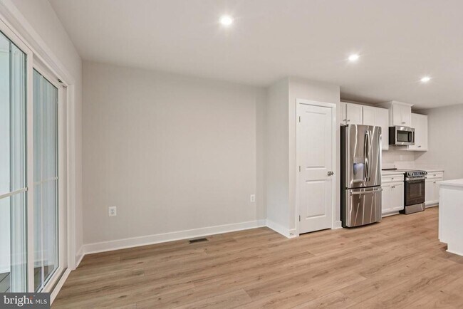 Building Photo - 9005 Owensby Dr