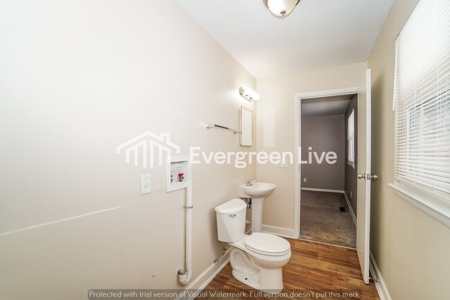 Building Photo - 212 E Alcott Rd