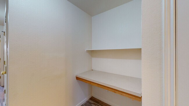 Building Photo - ALL TILE DUPLEX IN NOLANVILLE! RENT $1,295...