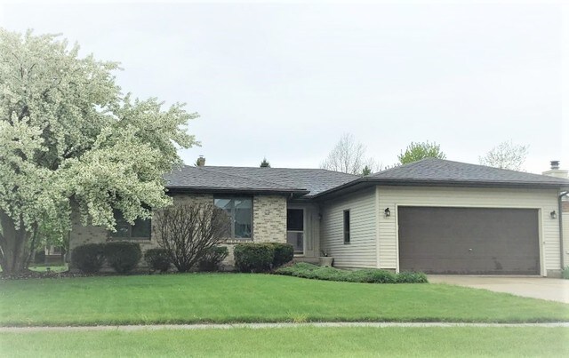 Primary Photo - 416 Red Wing Ln