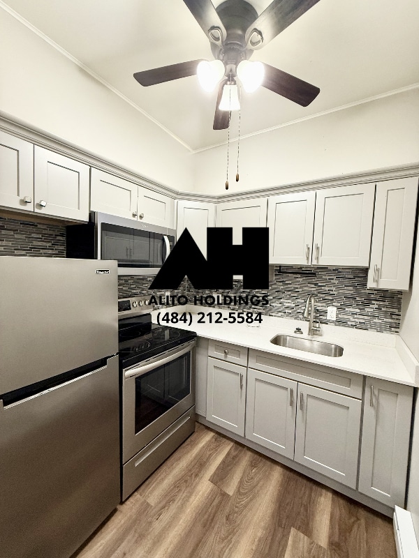 Building Photo - 104 N 10th St