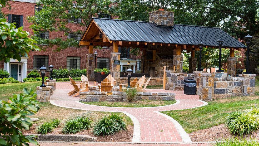 Primary Photo - Cameron Court & The Shelton Apartments