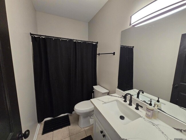 Building Photo - 9235 Worthington Lake Ave