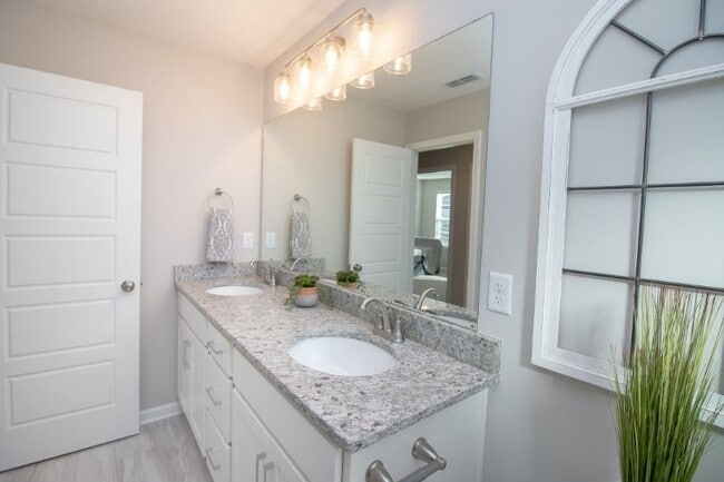 Building Photo - 4339 Spyglass Dr