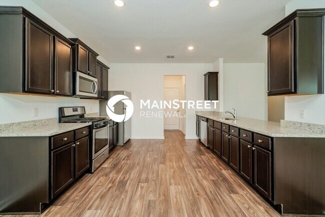 Building Photo - 4 Bedroom Pet-Friendly Home in New Braunfels, TX with Main Street Renewal