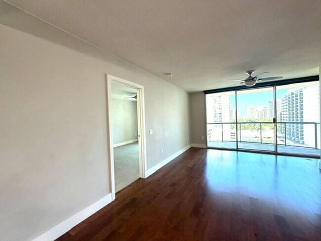 Building Photo - 2 Bedroom, 2 Bathroom, 2 Parking (Allure Waikiki)