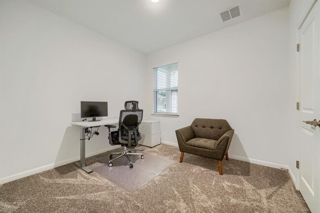 Building Photo - 1809 Lorant Ln