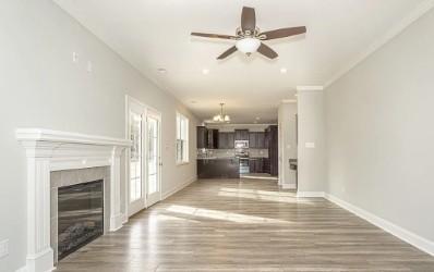 Building Photo - 5716 Pooh Ave