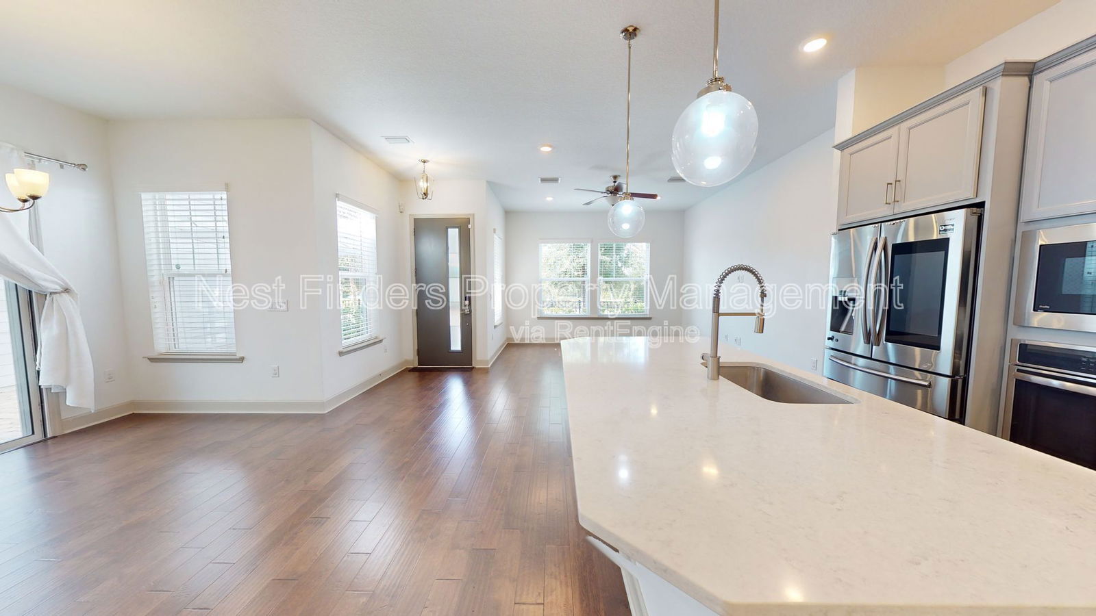Building Photo - 7412 Beach Walk Place