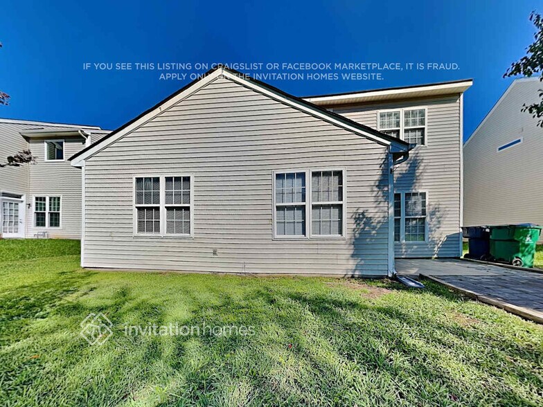 Building Photo - 6916 Chieftain Dr