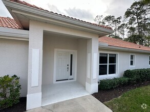 Building Photo - 5935 Northridge Dr
