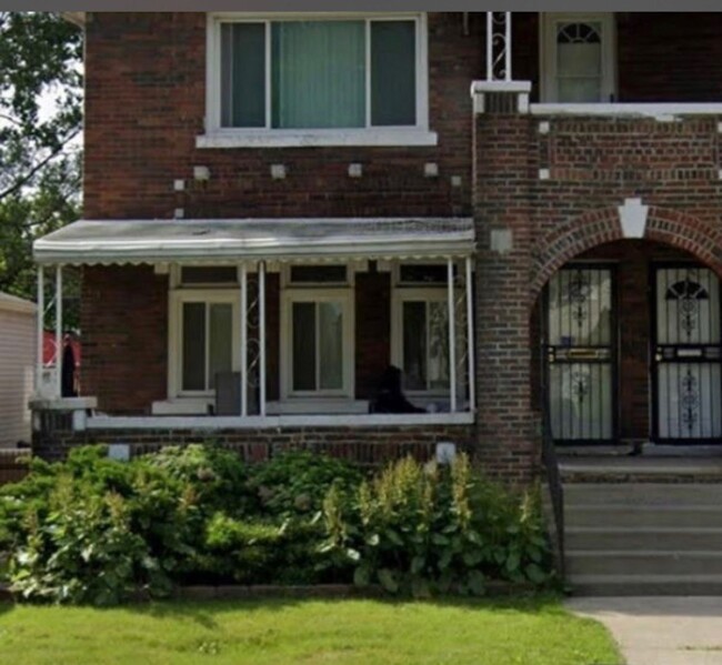 Primary Photo - Charming brick duplex, lower unit ... Ask ...