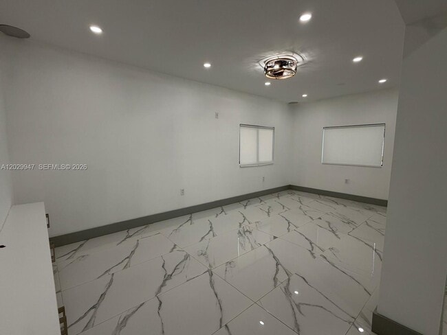 Building Photo - 5350 NW 174th Dr