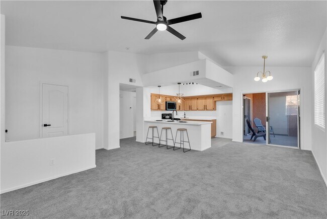 Building Photo - 7709 Himalayas Ave