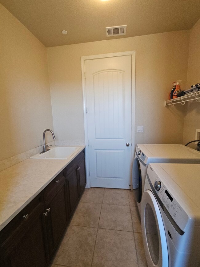 Building Photo - 17414 Teal Stone Ct