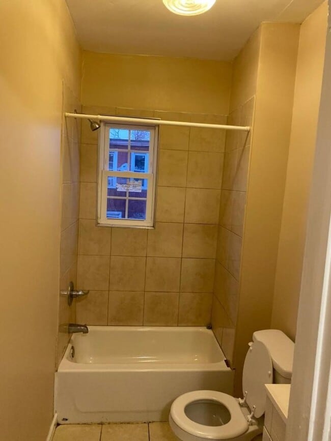 Building Photo - 3BD/1BA West Philadelphia Home Available NOW!