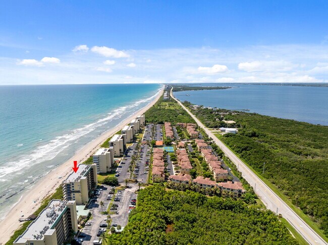 Building Photo - 7380 S Ocean Dr