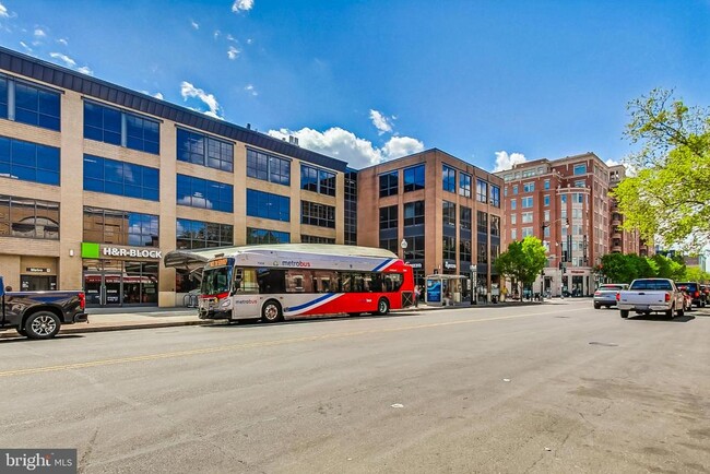 Building Photo - 2020 12th St NW